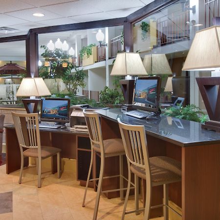 Hotel Doubletree By Hilton Austin, Mn Zewnętrze zdjęcie
