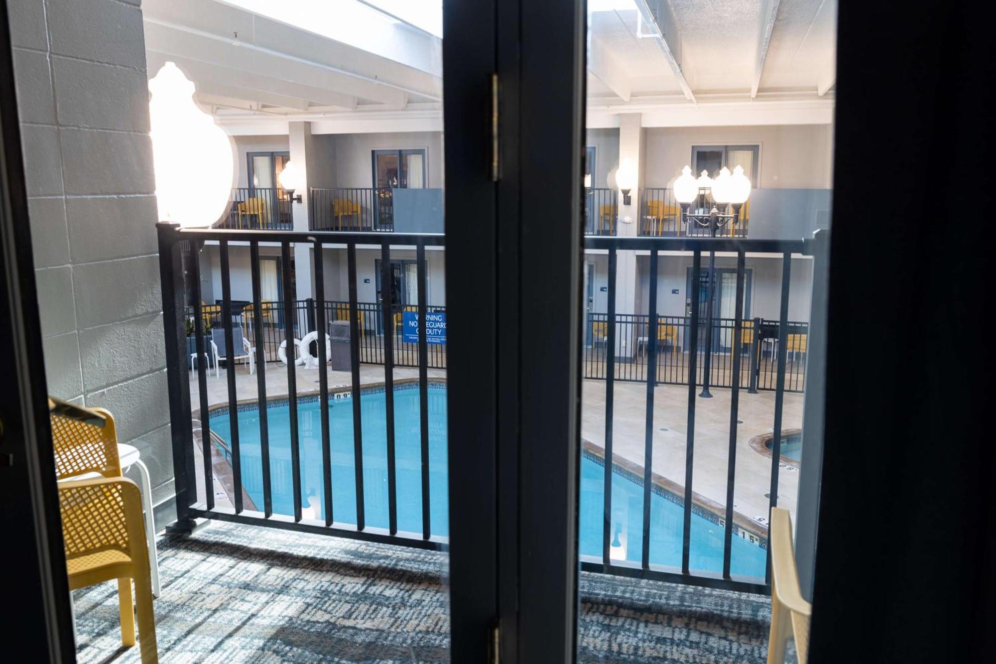 Hotel Doubletree By Hilton Austin, Mn Zewnętrze zdjęcie